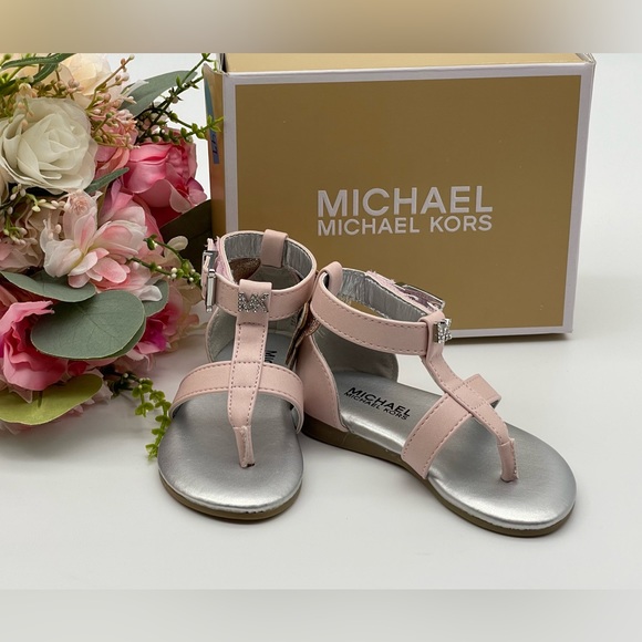 Michael Kors Girl’s Tilly Butterfly Sandals - Picture 2 of 16